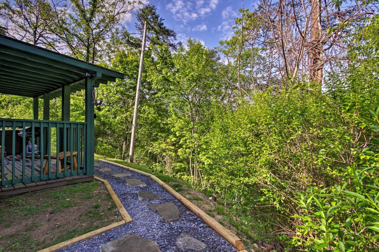 Secluded Cabin With Hot Tub, 3 Mi To Pigeon Forge! Sevierville Exteriér fotografie